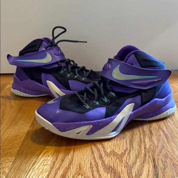 lebron soldier 8 purple